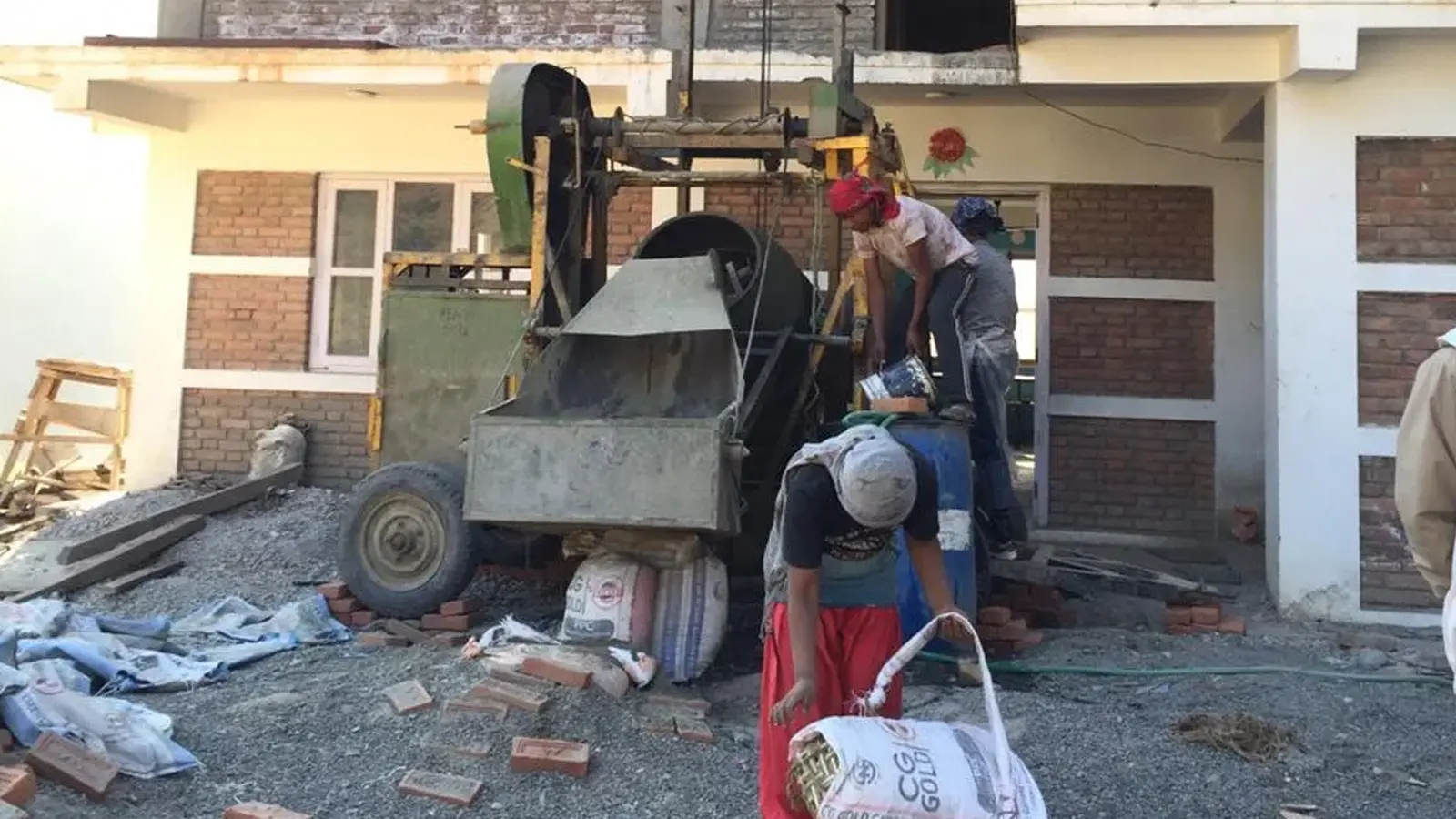 Arbeiten am Gebäude