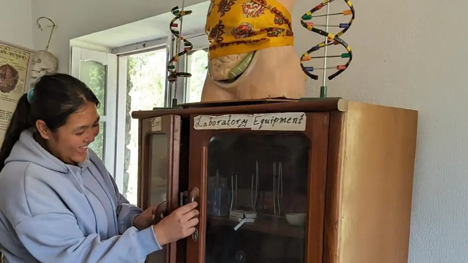 Lehrerin während dem Unterricht