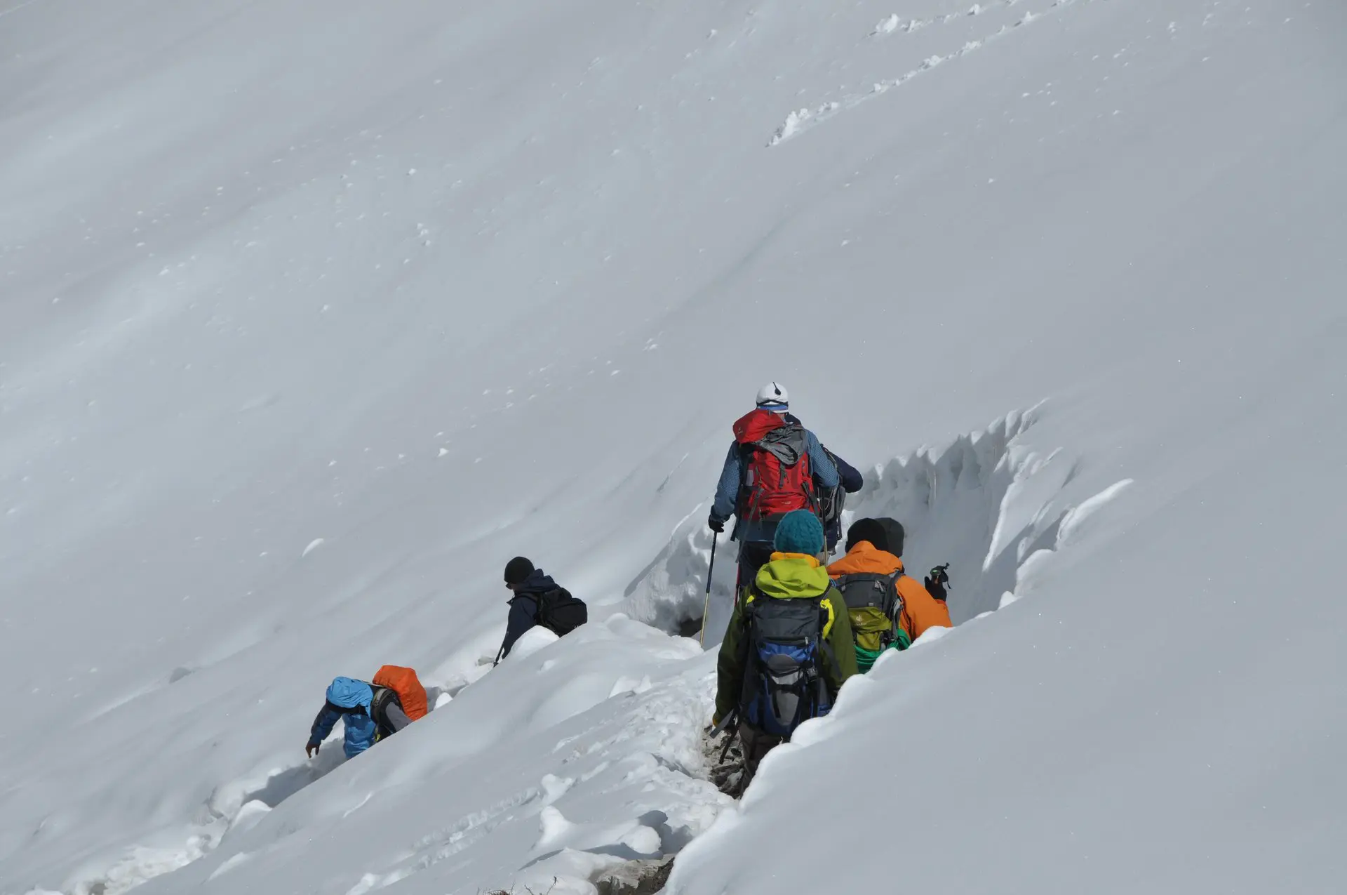 Tour durch den Tiefschnee